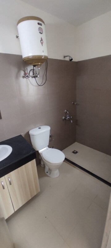 Bathroom in 2 BHK Apartment at Pioneer Park Phase 1, Sector 61 – for Rent
