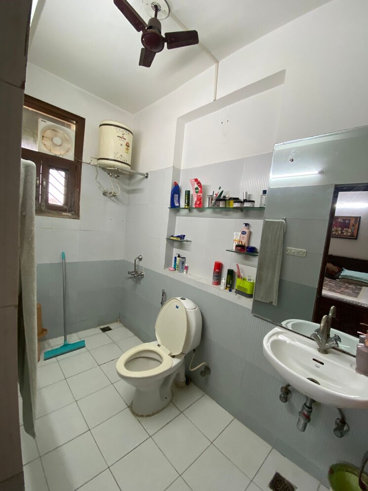 Bathroom, ms-enclave-zirakpur 3.5 Bedroom 160 Sq.Ft. Apartment In Dhakoli Zirakpur 9468263