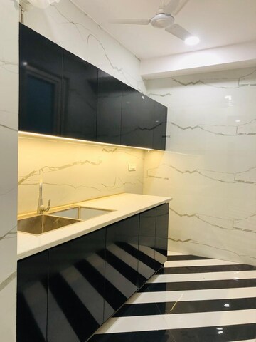 Kitchen in 3 BHK Builder Floor at Unitech Nirvana Country Cedar Crest, Sector 50 – for Sale