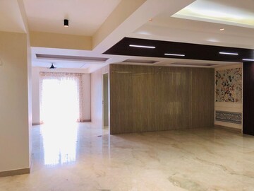 Room in 3 BHK Builder Floor at Unitech Nirvana Country Cedar Crest, Sector 50 – for Sale