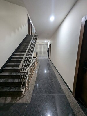 Staircase in 1 BHK Apartment at Saket – for Rent