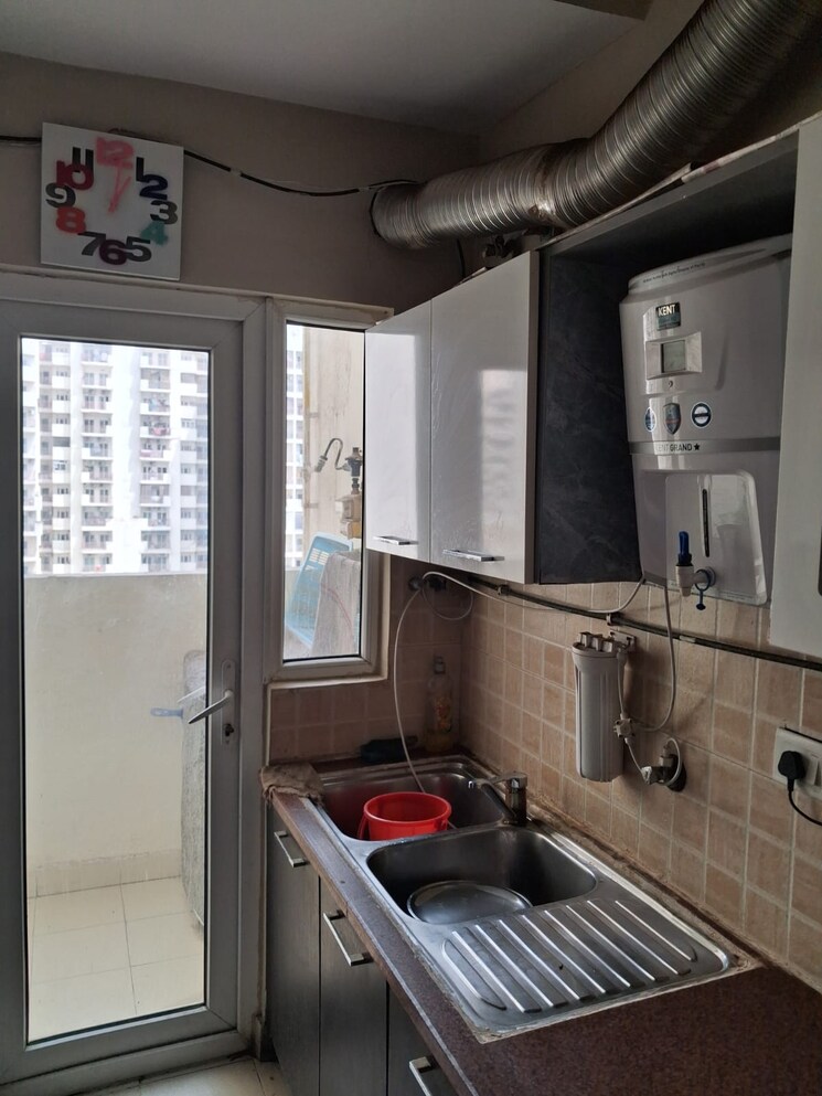 Kitchen, mahagun-moderne 3 Bedroom 1550 Sq.Ft. Apartment In Sector 78 Noida 9468285