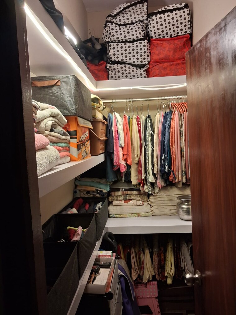 Bedroom, mahagun-moderne 3 Bedroom 1550 Sq.Ft. Apartment In Sector 78 Noida 9468285