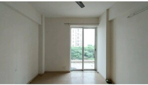 Room in 4 BHK Apartment at DLF New Town Heights I, Sector 90 – for Sale