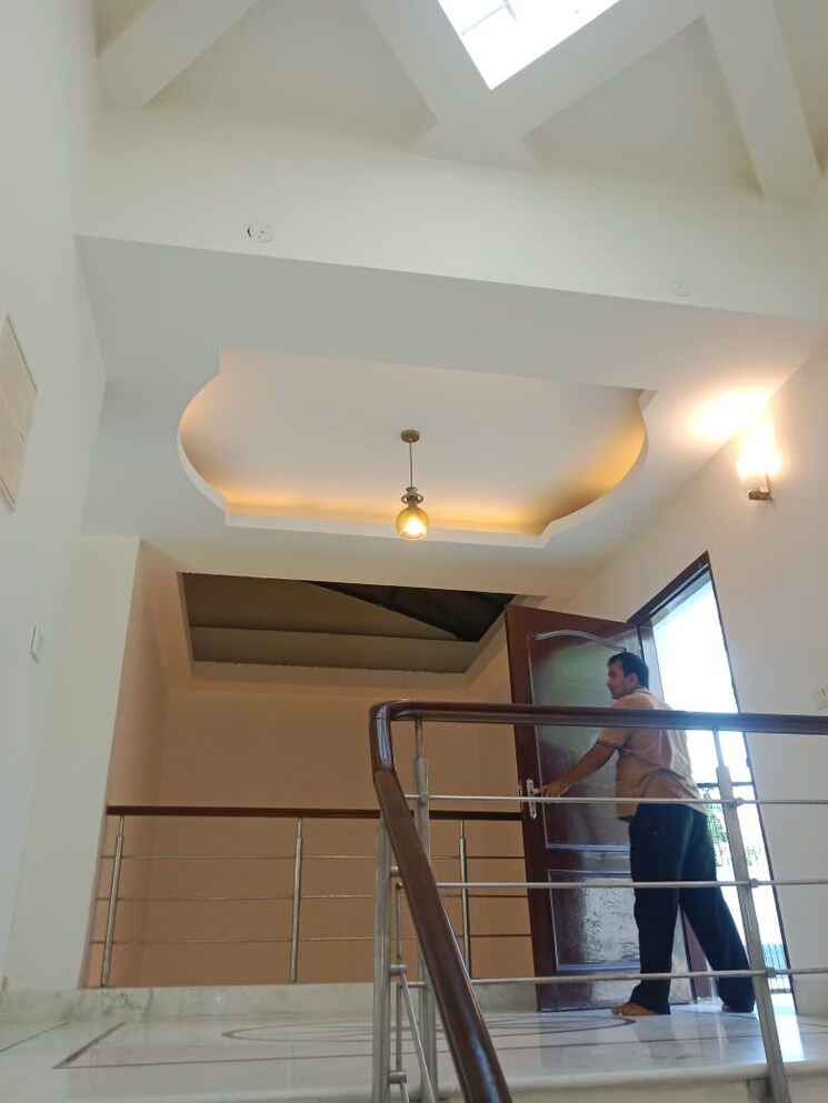 Exterior View, rwa-residential-society 2 Bedroom 161 Sq.Yd. Builder Floor In Sector 40 Gurgaon 9468287