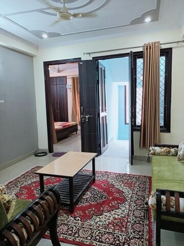Bedroom in 2 BHK Builder Floor at Craft Destination 43, Sector 43 – for Rent
