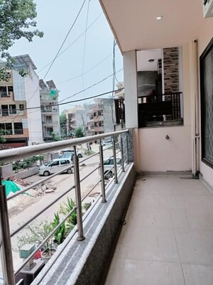 Balcony in 2 BHK Builder Floor at Craft Destination 43, Sector 43 – for Rent