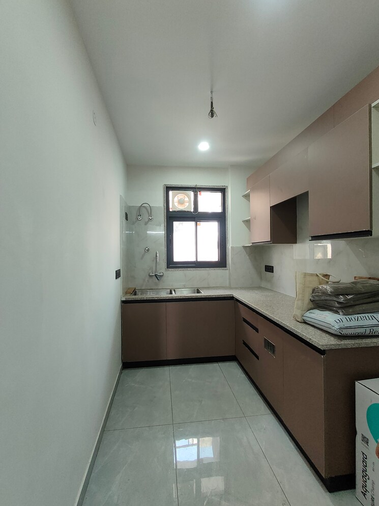 Kitchen, unitech-south-city-1 2 Bedroom 900 Sq.Ft. Builder Floor In South City 1 Gurgaon 9468333