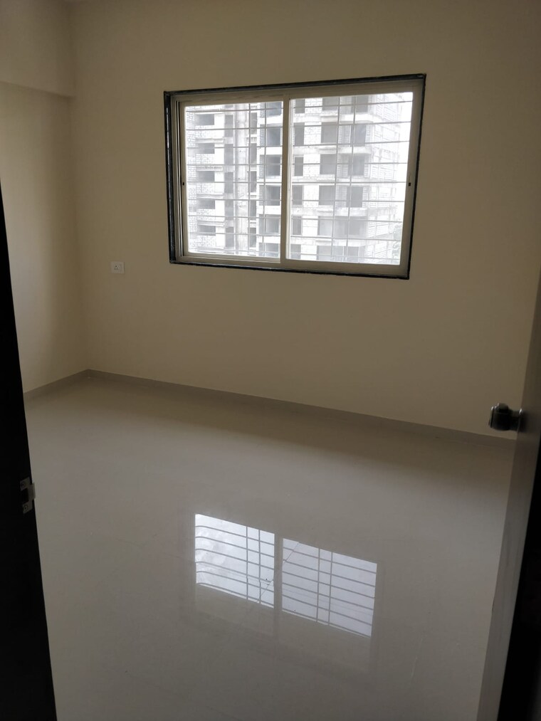 Room, suyog-sadan-pimple-nilakh 1 RK 350 Sq.Ft. Apartment In Pimple Nilakh Pune 9468351
