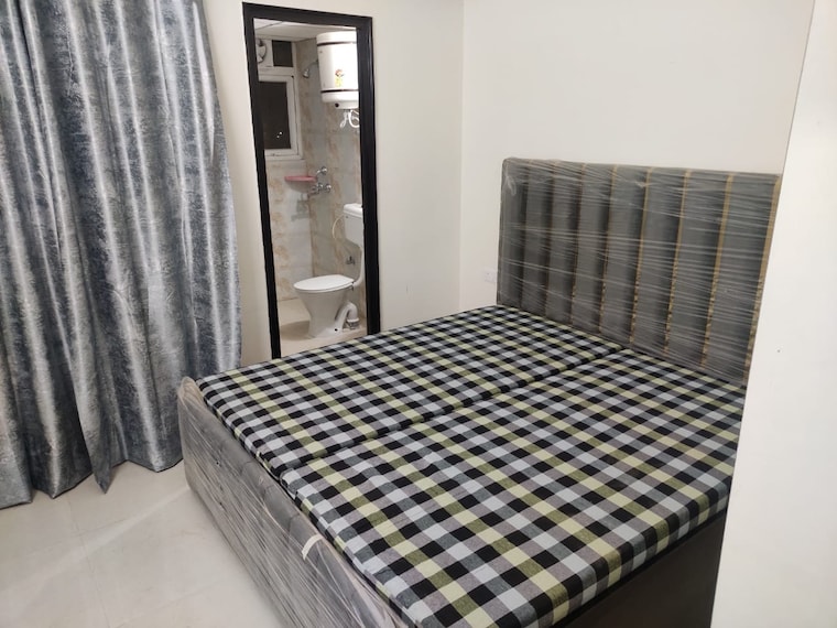Bedroom, signature-the-serenas 2 Bedroom 583 Sq.Ft. Apartment In Sohna Sector 36 Gurgaon 9468390
