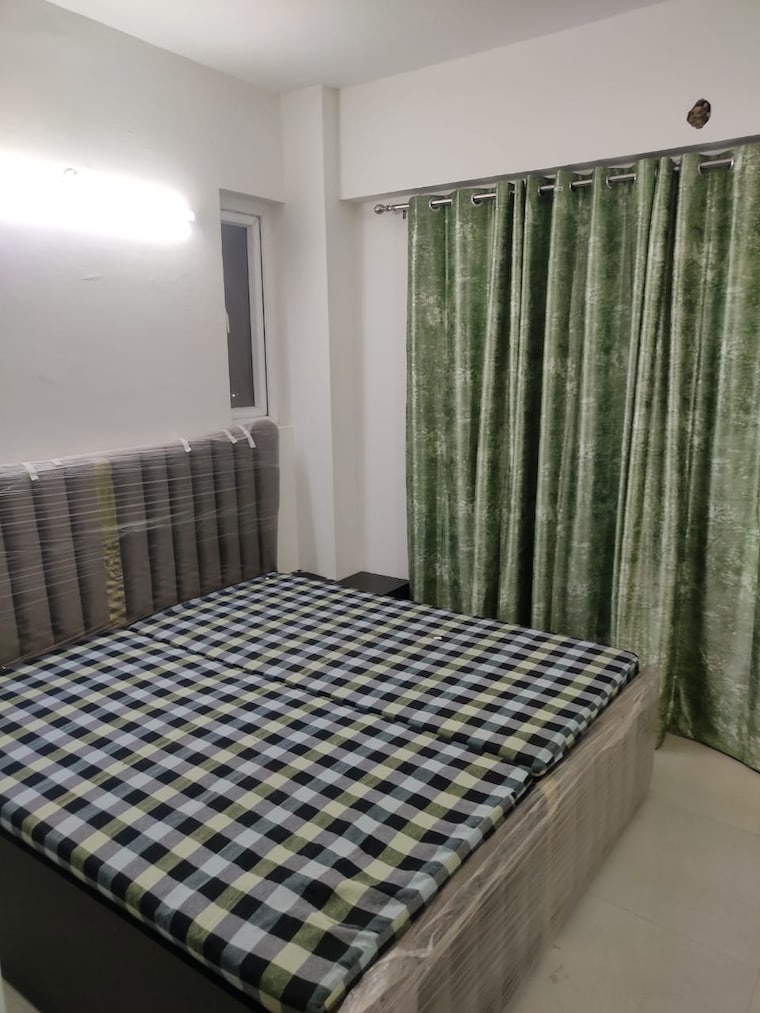 Bedroom, signature-the-serenas 2 Bedroom 583 Sq.Ft. Apartment In Sohna Sector 36 Gurgaon 9468390