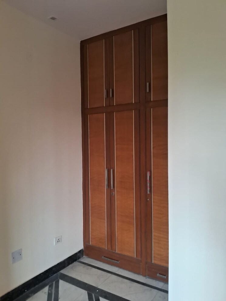 Room, unnati-fortune-the-aranya 2.5 Bedroom 1500 Sq.Ft. Apartment In Sector 119 Noida 9468384