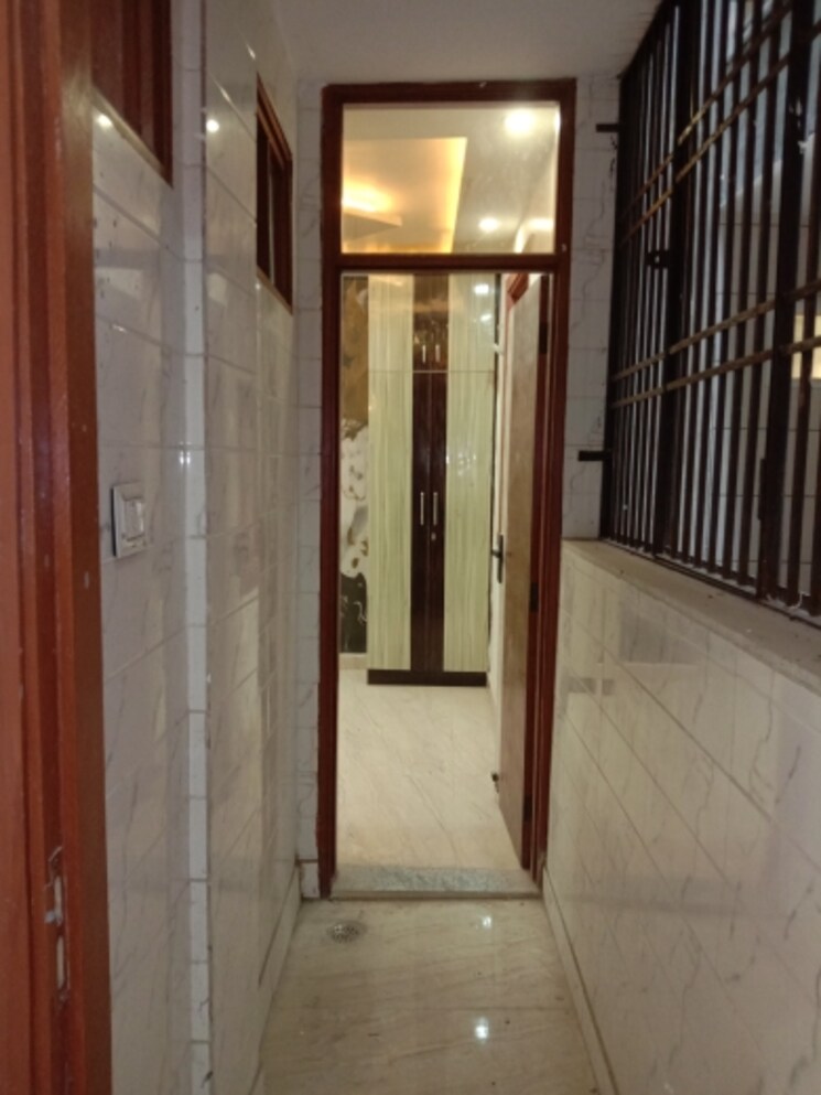 undefined, dwarka mor 2 Bedroom 450 Sq.Ft. Builder Floor In Dwarka Mor Delhi 9468423