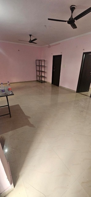 2 BHK + Pooja Room 1000 Sq.Ft. Apartment in Rashmi Pride C