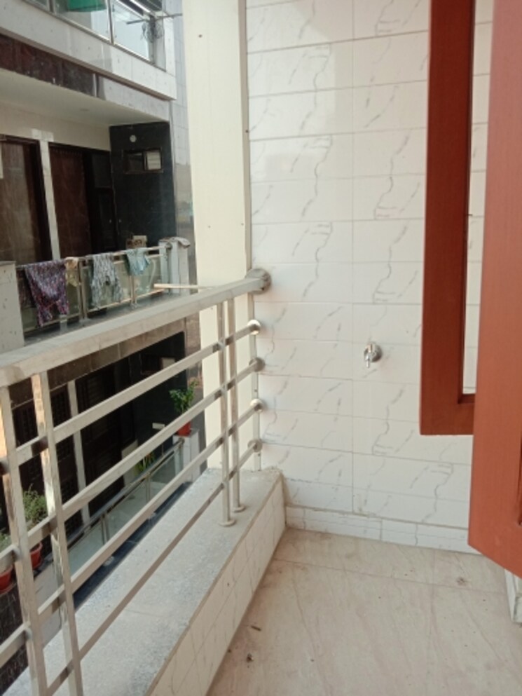 Balcony, dwarka mor 2 Bedroom 459 Sq.Ft. Builder Floor In Dwarka Mor Delhi 9468532