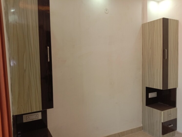 Room, dwarka mor 2 Bedroom 459 Sq.Ft. Builder Floor In Dwarka Mor Delhi 9468532