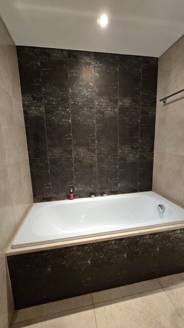 Bathroom in 5 BHK Apartment at Panchshil Towers, Kharadi – for Sale