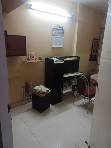 Master Bedroom in 1.5 BHK Apartment at Milind Madhura Tower, Amboli – for Sale