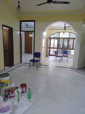 3 BHK Builder Floor For Rent in Tulip Mall, Sector 46