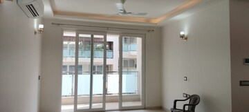Building Lobby in 3 BHK Builder Floor at DLF Pink Town House, Dlf City Phase 3 – for Rent