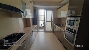 Kitchen in 3 BHK Builder Floor at DLF Pink Town House, Dlf City Phase 3 – for Rent