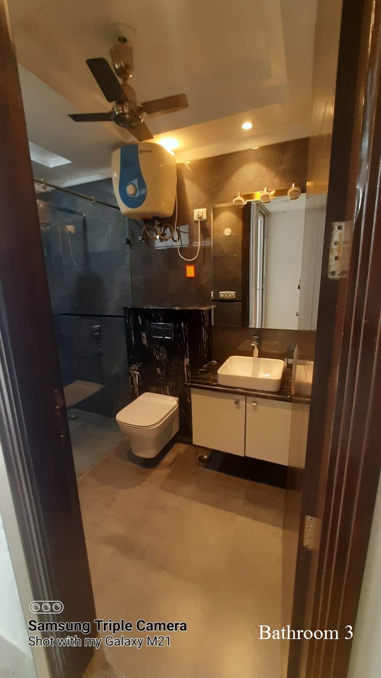 Kitchen, dlf-pink-town-house 3 Bedroom 2500 Sq.Ft. Builder Floor In Dlf City Phase 3 Gurgaon 9468601