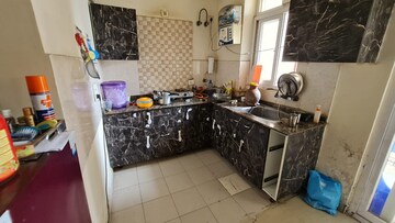 Master Bedroom in Studio Apartment at Amrapali Princely Estate, Sector 76 – for Rent