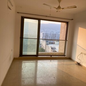 2.5 BHK Apartment For Rent in Kalpataru Aura, Ghatkopar West