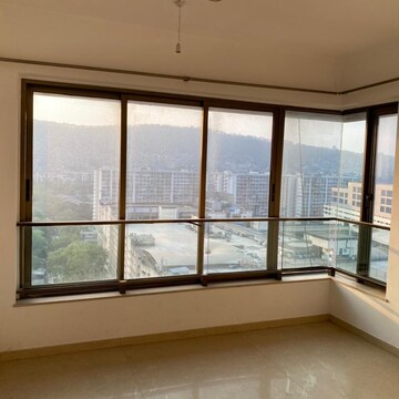 Room in 2.5 BHK Apartment at Kalpataru Aura, Ghatkopar West – for Rent