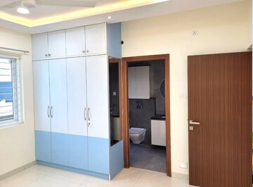 Room in 3 BHK Apartment at Aparna Sarovar Zenith, Nallagandla – for Rent