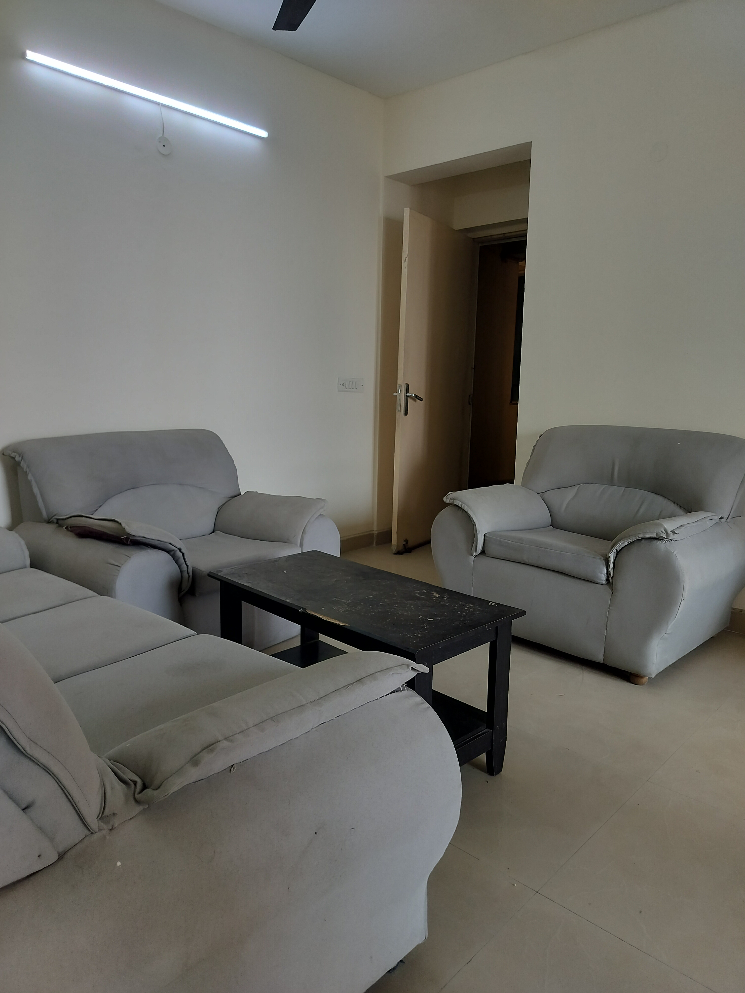 2 BHK 940 Sq.Ft. Apartment in Jaypee Greens Kosmos