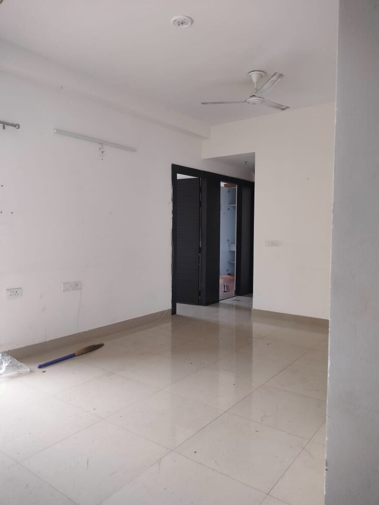 Room, express-zenith 3 Bedroom 1795 Sq.Ft. Apartment In Sector 77 Noida 9468904