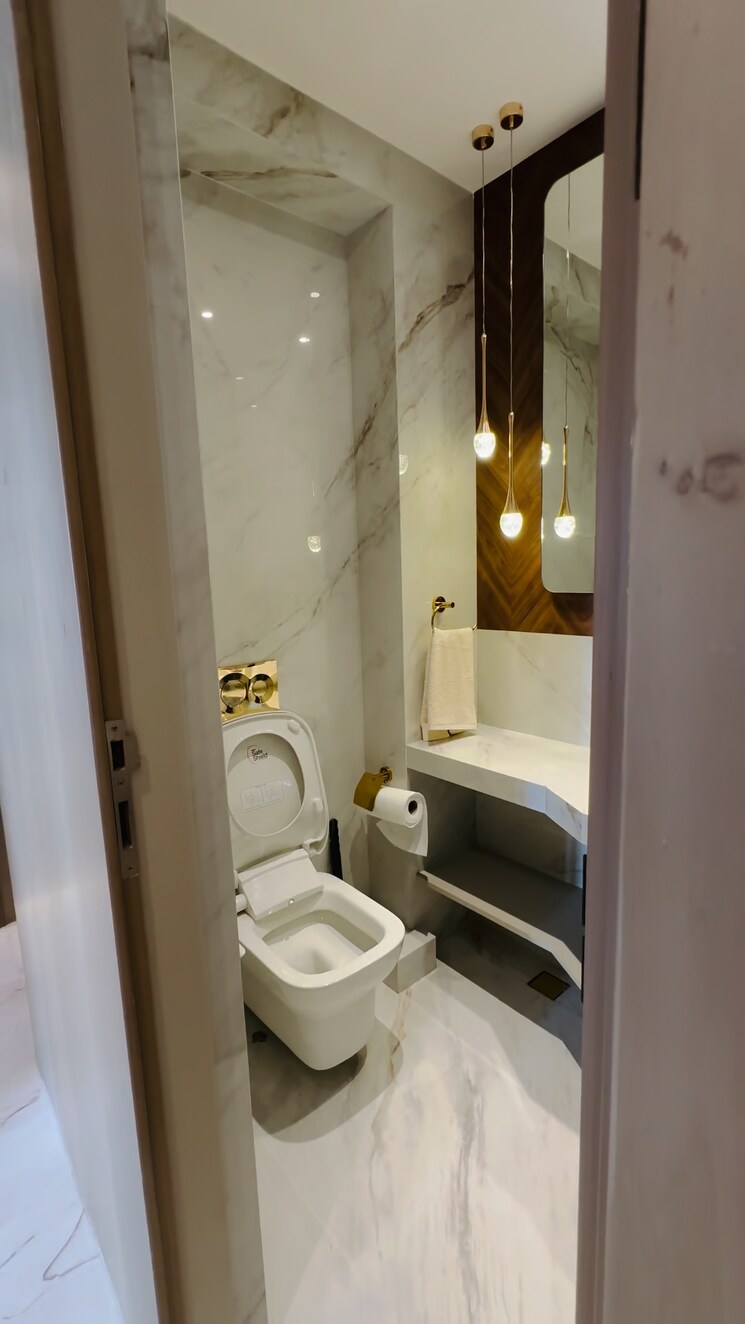 Bathroom, mirchandani-triton 3 Bedroom 1550 Sq.Ft. Apartment In Santacruz West Mumbai 9469100