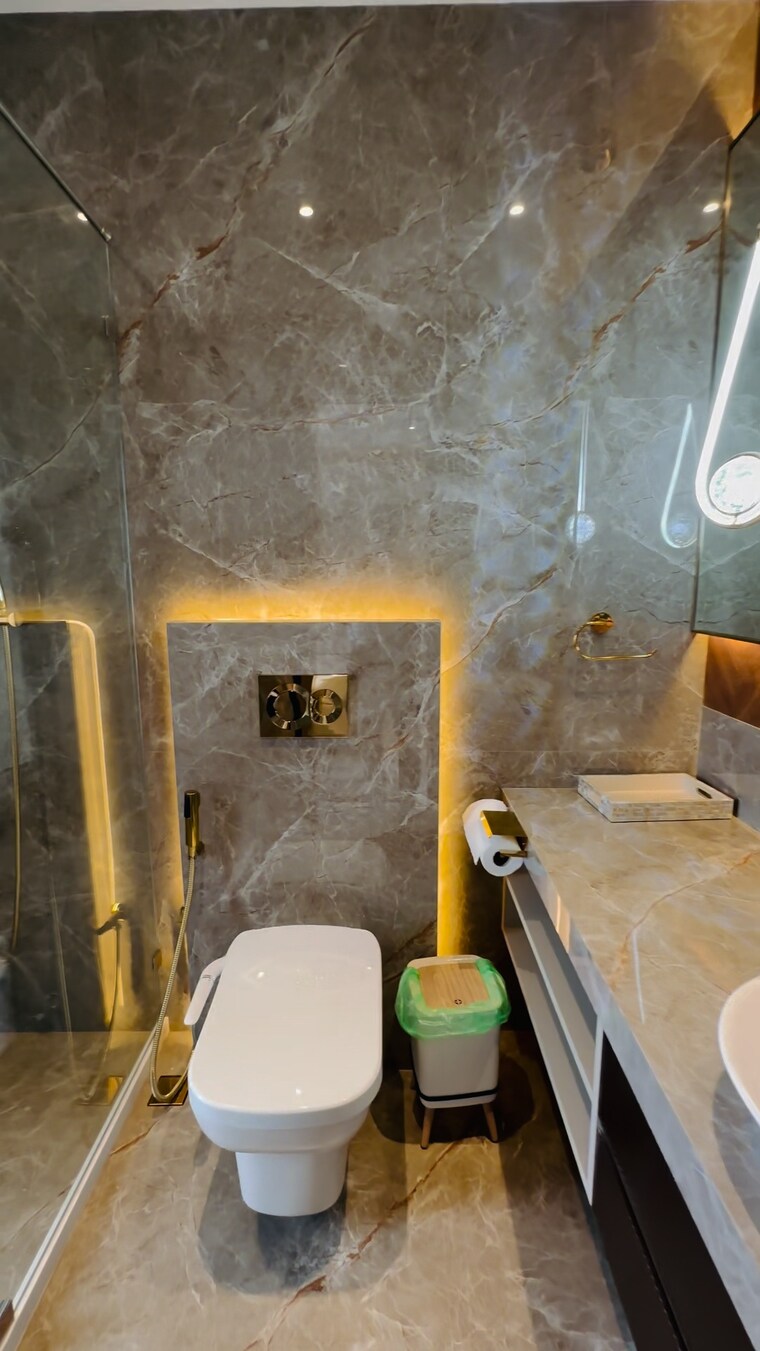 Bathroom, mirchandani-triton 3 Bedroom 1550 Sq.Ft. Apartment In Santacruz West Mumbai 9469100