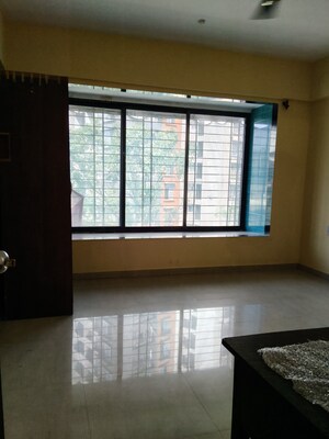 Room in 2 BHK Apartment at Chetan Apartment Ghatkoper, Ghatkopar East – for Rent