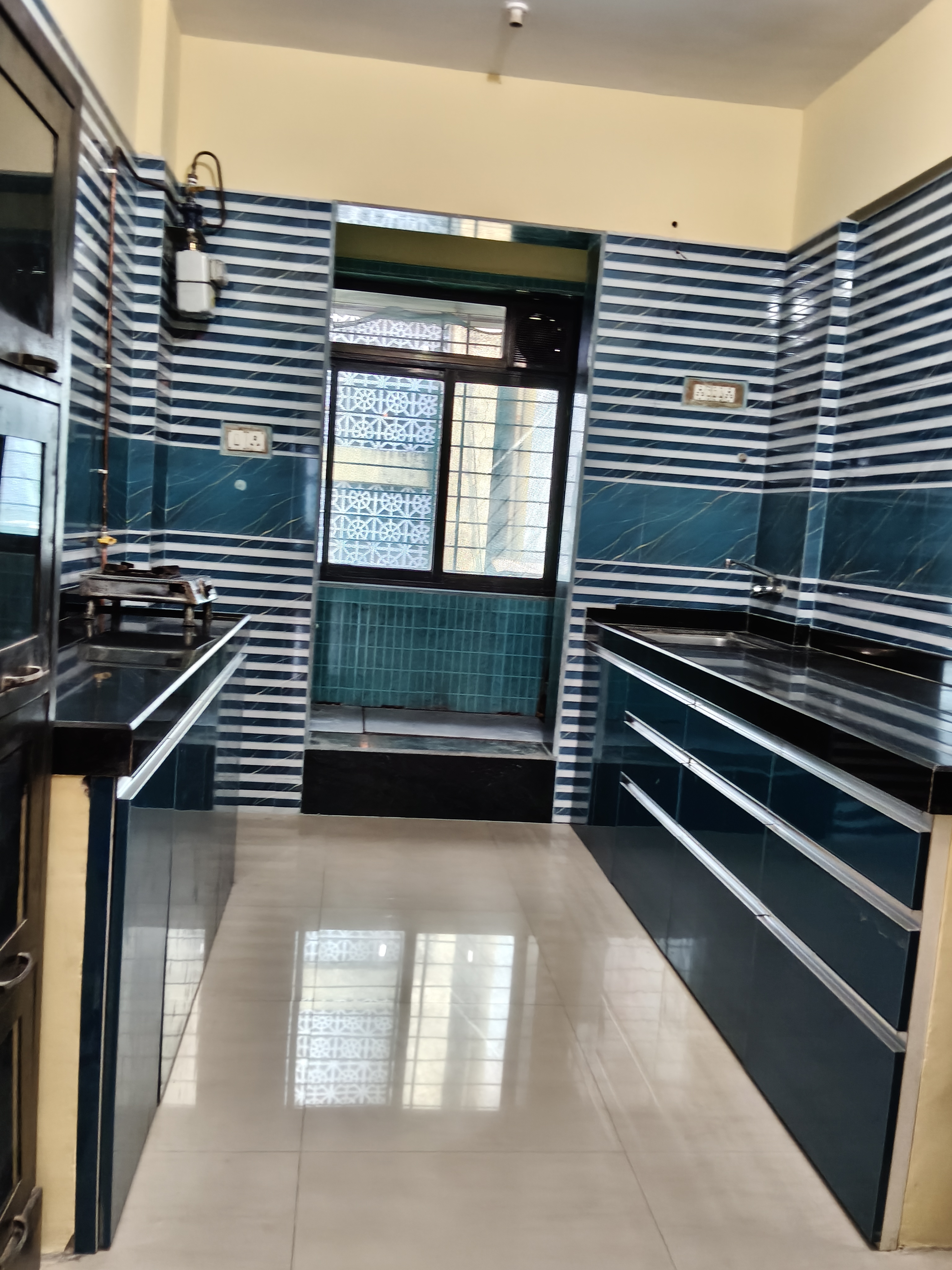 2 BHK 1200 Sq.Ft. Apartment in Chetan Apartment Ghatkoper