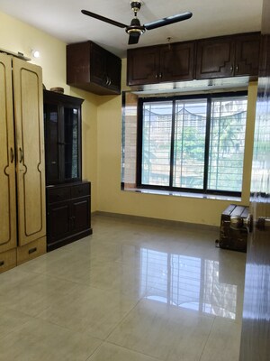 Room in 2 BHK Apartment at Chetan Apartment Ghatkoper, Ghatkopar East – for Rent