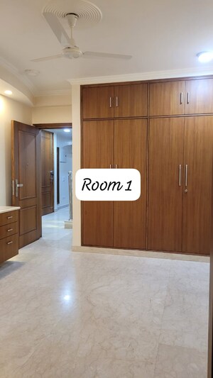 Room in 1 BHK Builder Floor at East Of Kailash – for Rent