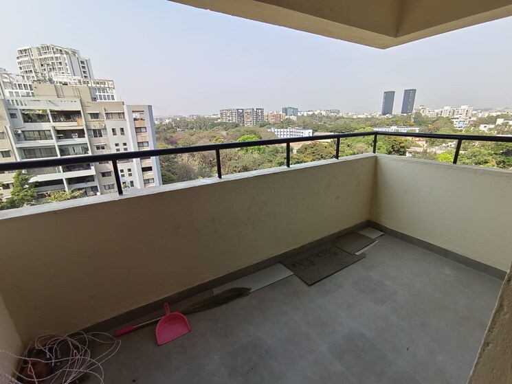 Balcony, kalyani nagar 1 Bedroom 560 Sq.Ft. Apartment In Kalyani Nagar Pune 9469107