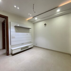 Room in 3 BHK Builder Floor at Rohini Sector 24 – for Rent