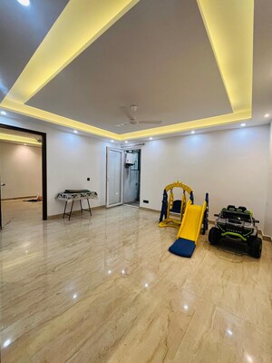 Living Room in 1 BHK Builder Floor at Chattarpur – for Rent