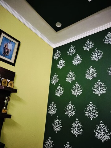 Furnished Amenities in 4 BHK Independent House at Bharat Colony – for Sale