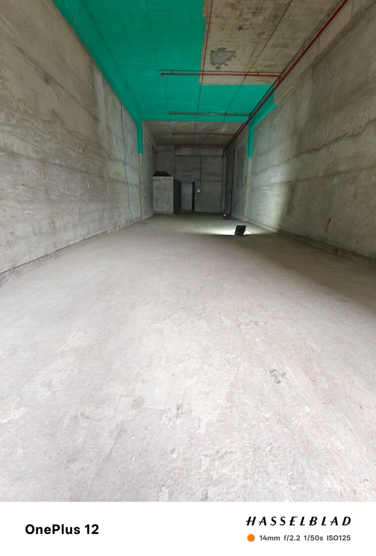 Room, kukreja-center Commercial Shop 645 Sq.Ft. In Cbd Belapur Sector 11 Navi Mumbai 9469265