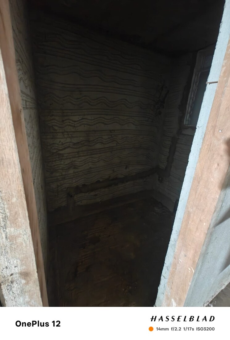 Balcony, kukreja-center Commercial Shop 645 Sq.Ft. In Cbd Belapur Sector 11 Navi Mumbai 9469265