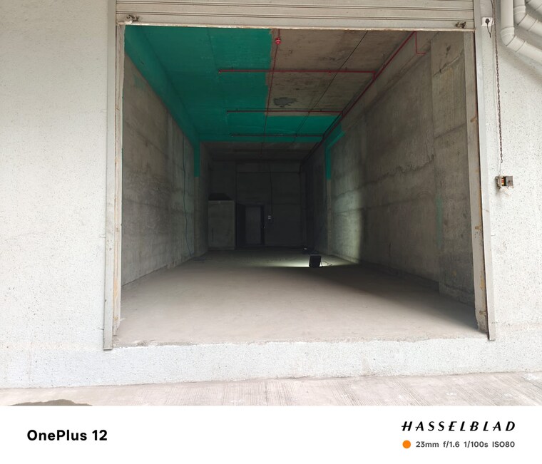  Parking, kukreja-center Commercial Shop 645 Sq.Ft. In Cbd Belapur Sector 11 Navi Mumbai 9469265