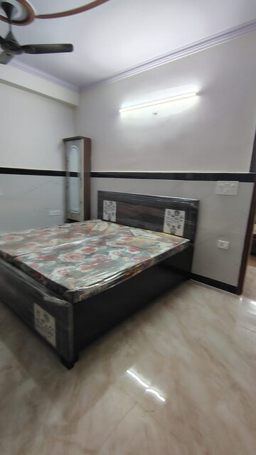 Bedroom in 1 BHK Builder Floor at Dwarka Mor – for Rent