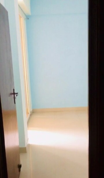 Room in 3 BHK Apartment at Supertech EcoVillage III, Sector 16b Greater Noida – for Rent