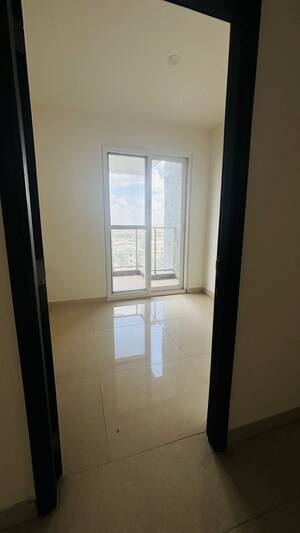 Room in 2.5 BHK Apartment at Shriram Southern Crest, Jp Nagar – for Sale