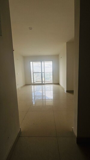 Room in 2.5 BHK Apartment at Shriram Southern Crest, Jp Nagar – for Sale