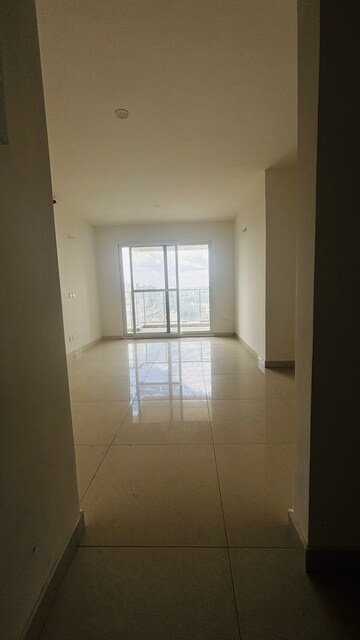 Room in 2.5 BHK Apartment at Shriram Southern Crest, Jp Nagar – for Sale